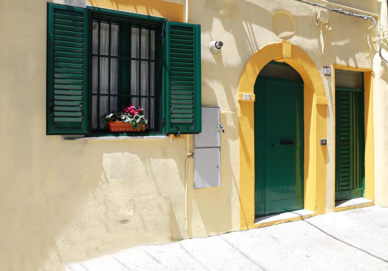 La Casetta Di Renato Mormanno Exterior foto